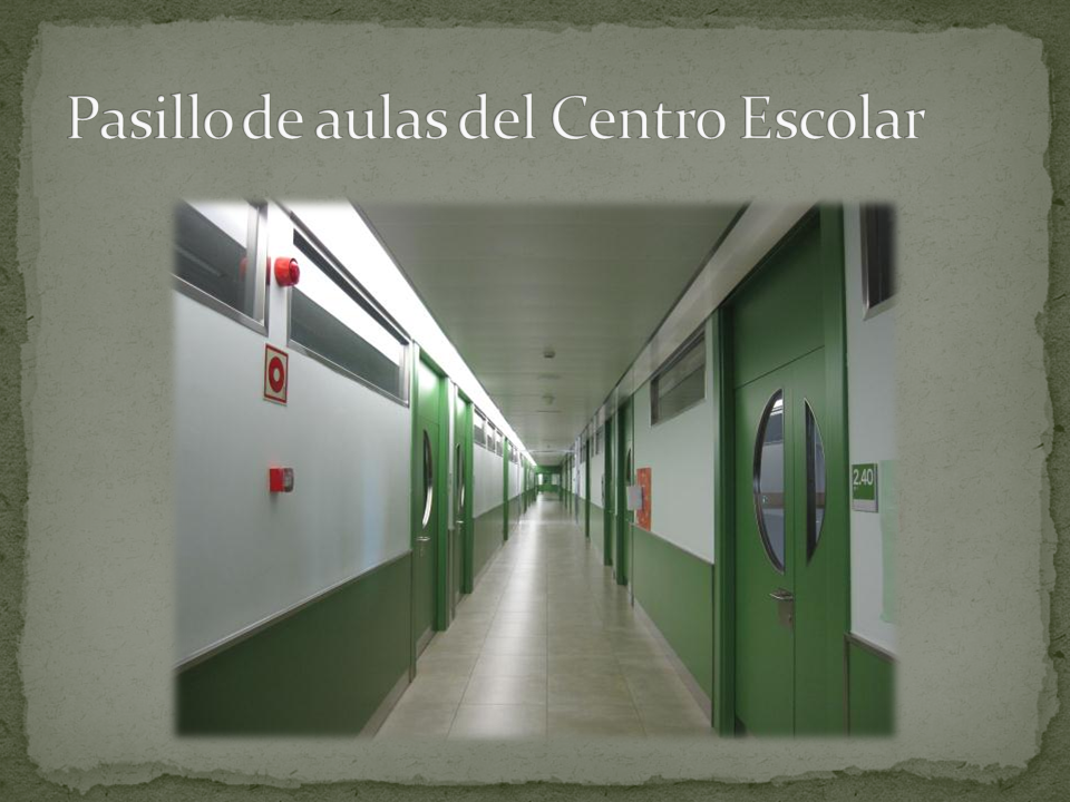 Pasillo de las aulas del Centro Escolar