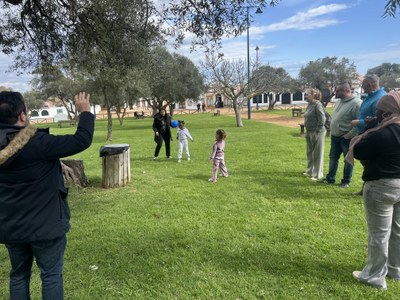 También los más pequeños disfrutaron de juegos con la pelota