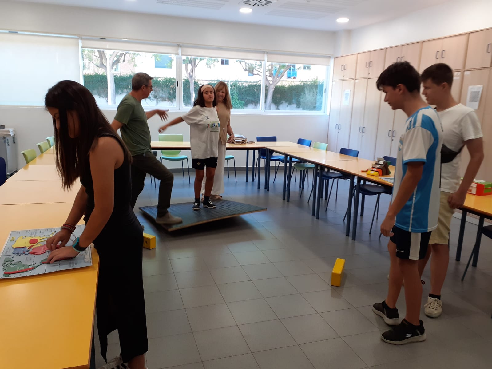 APRENDEMOS A COMPORTARNOS ANTE UN TERREMOTO