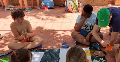 DECORANDO LAS CAMISETAS