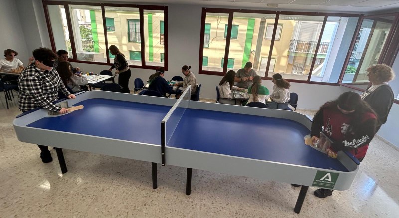 ESTUDIANTES JUGANDO AL SHOWDOWN