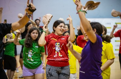 Grupo de alumnas en el baile final Grupo de alumnas en el baile final