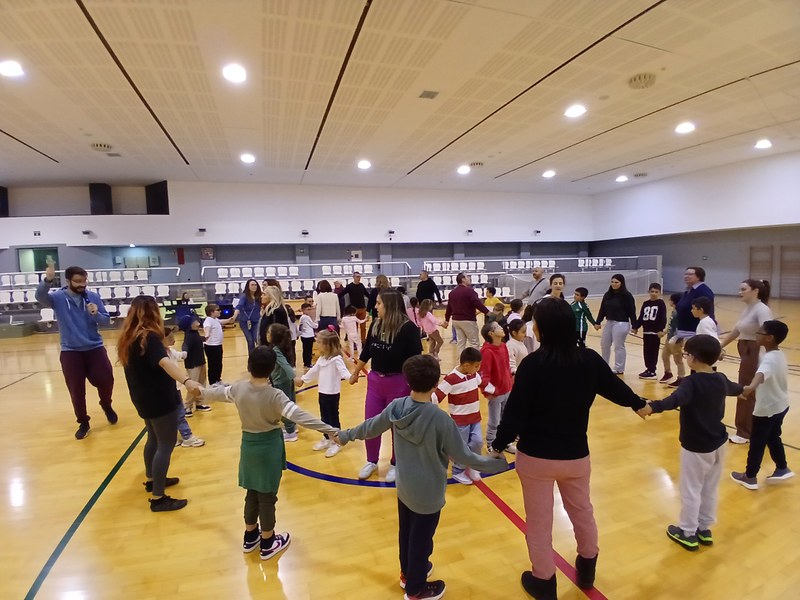 JUEGO DE PRESENTACIÓN