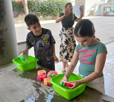 OTRO MOMENTO DE LOS JUEGOS DE AGUA