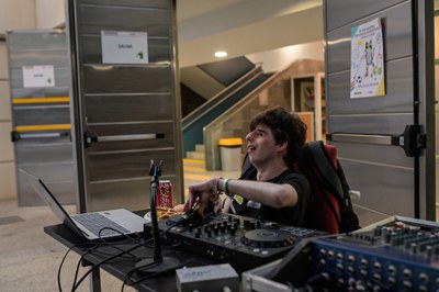 DJ en la velada del viernes
